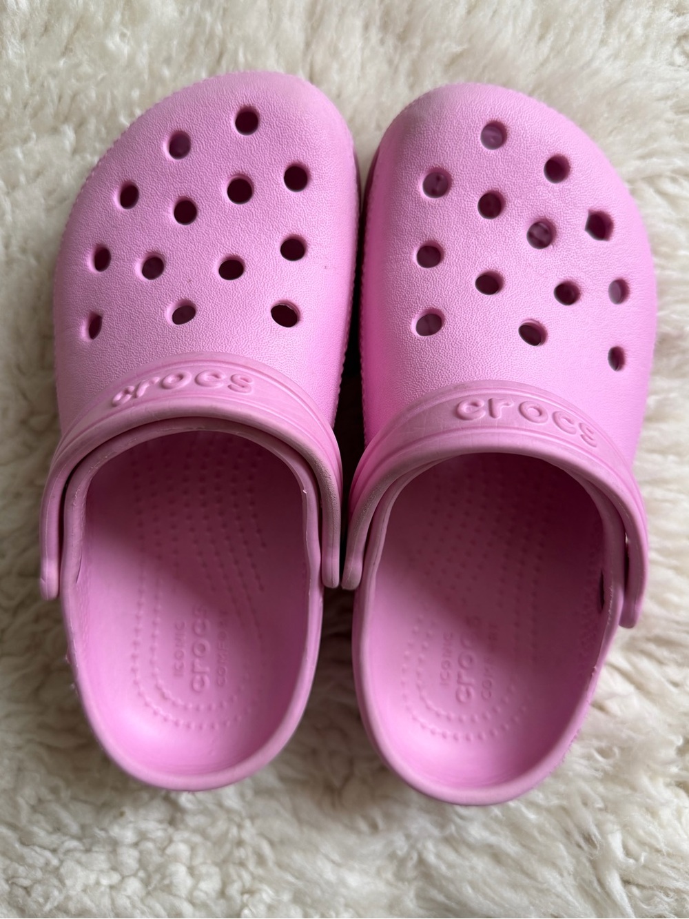 EUC CROCS Kids Classic Clog in Light Pink | C12